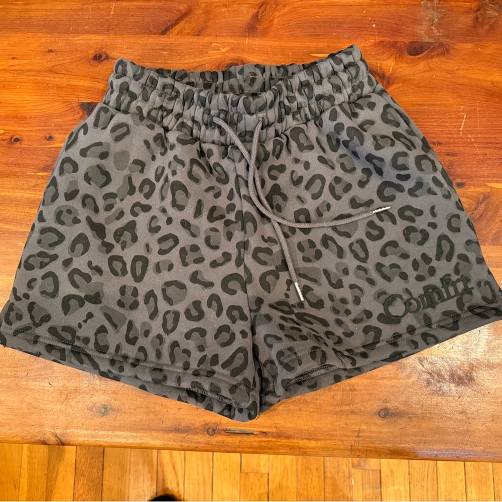 Women's Comfrt Leopard Print Lounge Shorts